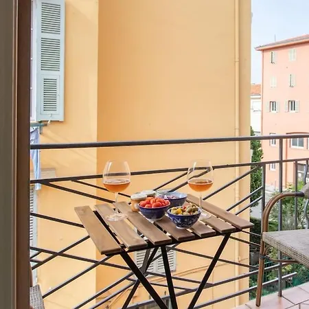 #44 1 Bdr Flat Cap Ac Balcony 5mins Walk To * نيس