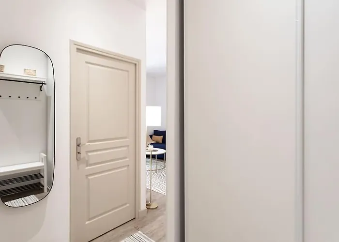 شقة #44 Staywiz Us -1 Bdr Flat Cap Ac Balcony 5mins Walk To