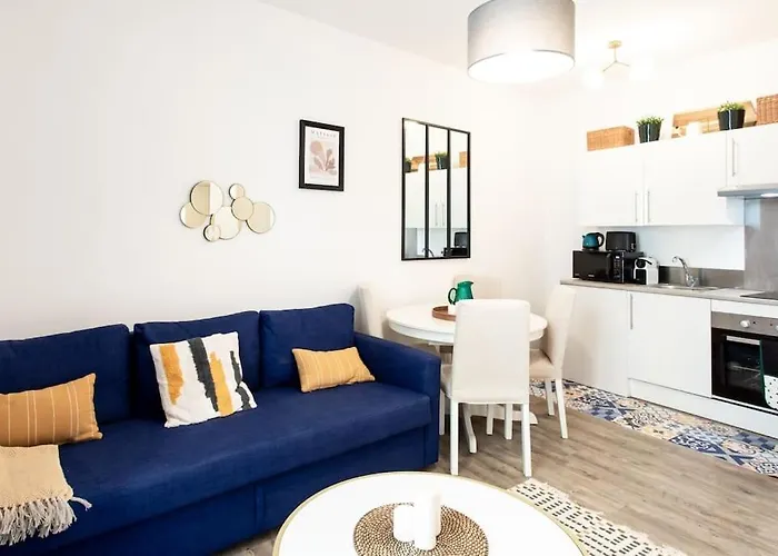 شقة #44 Staywiz Us -1 Bdr Flat Cap Ac Balcony 5mins Walk To *