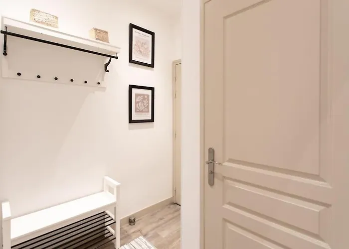 شقة #44 Staywiz Us -1 Bdr Flat Cap Ac Balcony 5mins Walk To