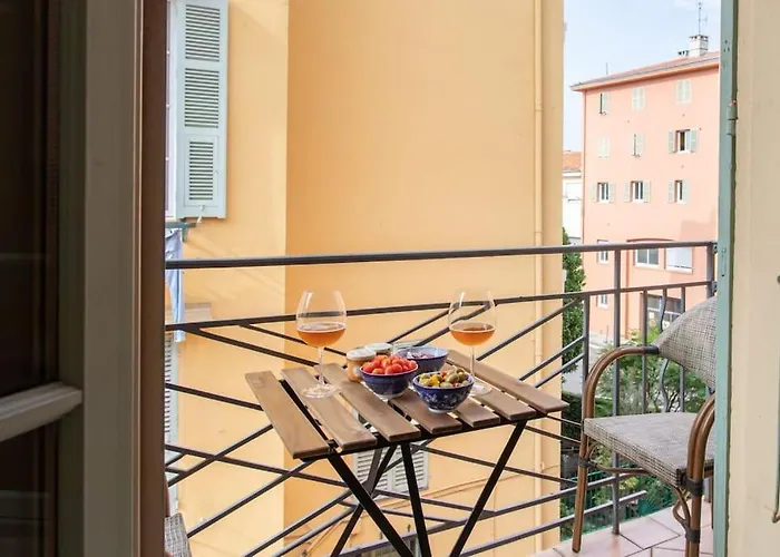 #44 Staywiz Us -1 Bdr Flat Cap Ac Balcony 5mins Walk To * نيس